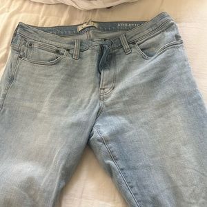 Madewell Men’s Becklow Wash Athletic Slim fit Jeans